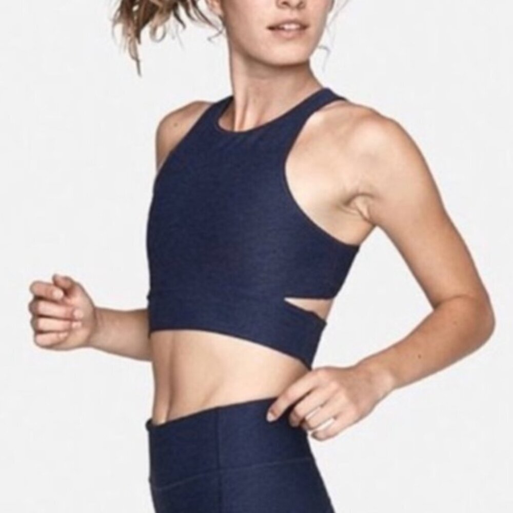 Outdoor Voices Slashback Crop Top Size Small